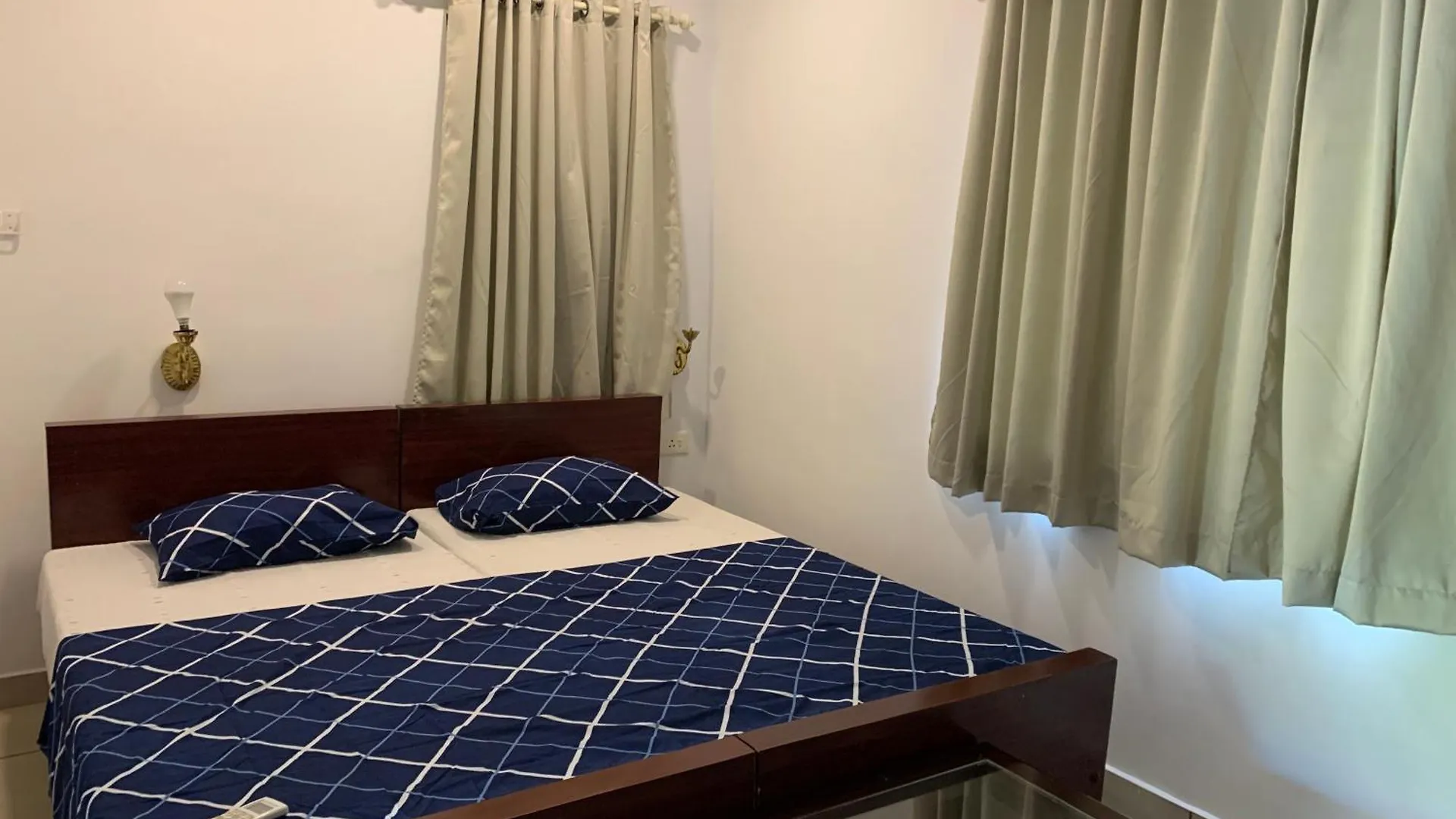 Bed & Breakfast Shoreline Marari Beach Villa At Golden Beach Mararikulam India